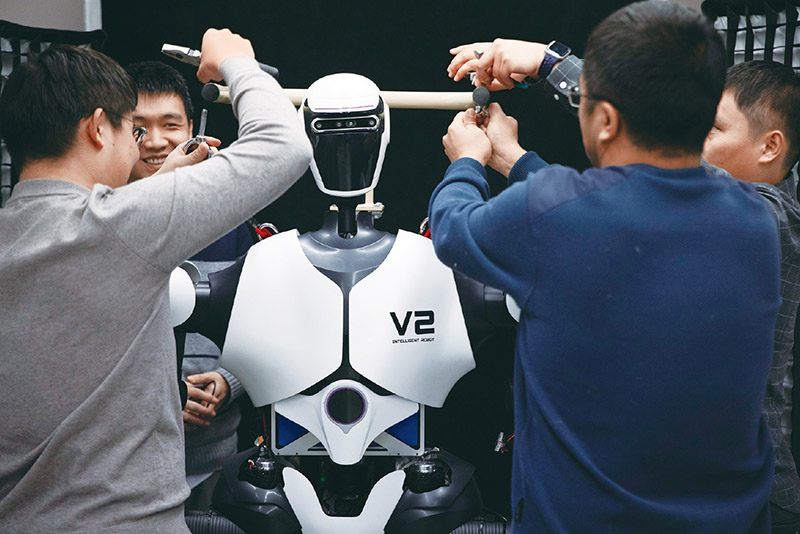 新質(zhì)生產(chǎn)力崛起 中國(guó)在人工智能基礎(chǔ)軟件開(kāi)發(fā)領(lǐng)域的有利條件與科技基礎(chǔ)